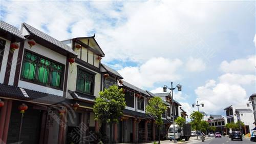 防腐隔熱別墅屋頂塑料瓦 農村房頂用ASA全合成樹(shù)脂瓦 仿古瓦廠(chǎng)家直供價(jià)格